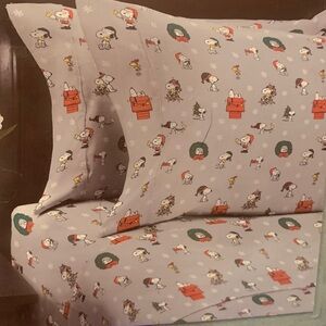🆕️ Peanuts Snoopy Christmas King Size Bed Sheet Set